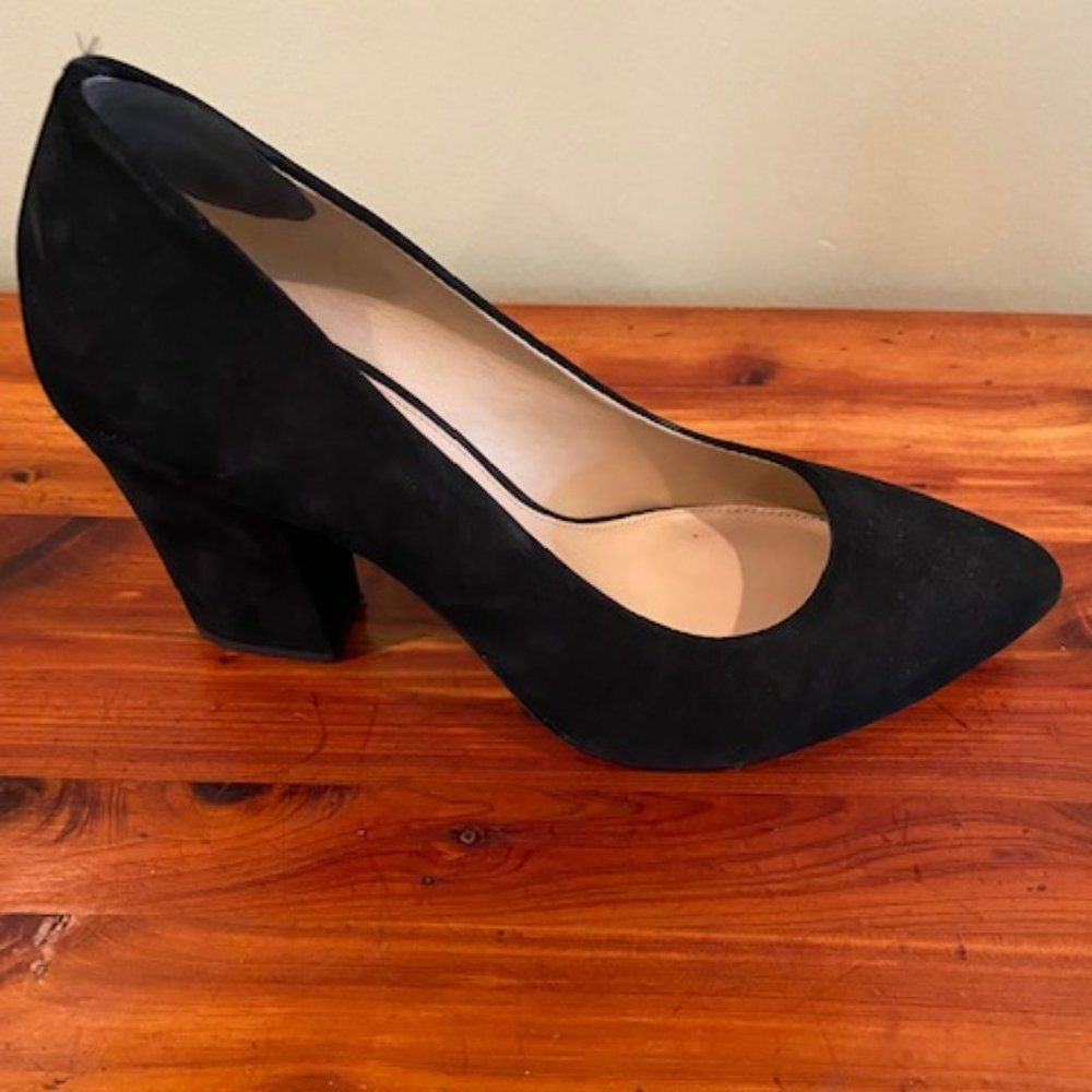 Antonio Melani  black suede pumps Size 8